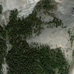 Satellite imagery of Mount Head, CA
