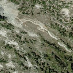 Satellite imagery of Mount Ross, CA