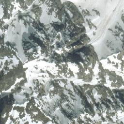 Satellite imagery of Cirque Peak, CA