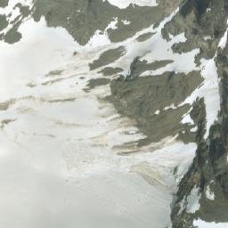 Satellite imagery of Cirque Peak, CA