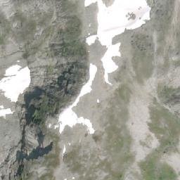 Satellite imagery of Mount Thomas, CA