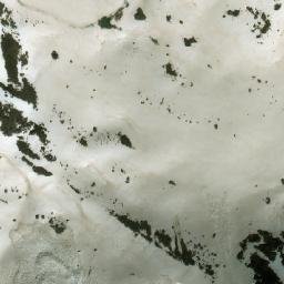 Satellite imagery of Saxifrage Peak, CA