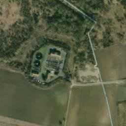 Satellite imagery of [Dolní Beřkovice] former sugar factory chimney, CZ