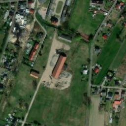 Satellite imagery of Plawniowice - Zespół pałacowy XIX w., PL