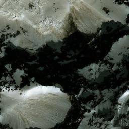 Satellite imagery of Saxifrage Peak, CA
