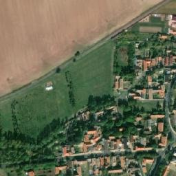 Satellite imagery of [Račiněves] HG, CZ