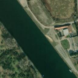 Satellite imagery of [Mělník] church t., CZ