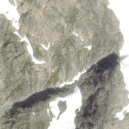 Satellite imagery of Mount Ralph, CA