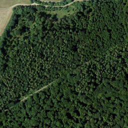 Satellite imagery of Straufhain, DE