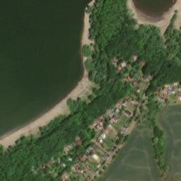 Satellite imagery of [Chbany-Poláky] castle t., CZ