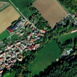 Satellite imagery of Schloss Waltershausen, DE