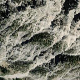 Satellite imagery of Fairmont Ridge, CA