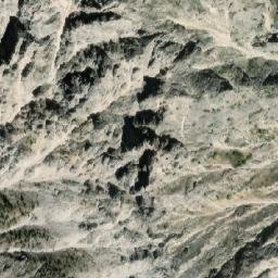 Satellite imagery of Fairmont Ridge, CA
