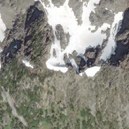 Satellite imagery of Vantage Peak, CA