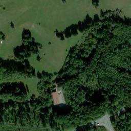 Satellite imagery of Neuborn, DE