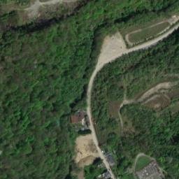 Satellite imagery of Château de Spontin, BE