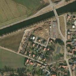 Satellite imagery of Presbeton [Lužec nad Vltavou] factory chimney, CZ