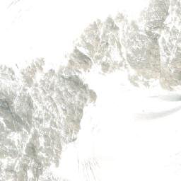 Satellite imagery of Ipsoot Mountain, CA