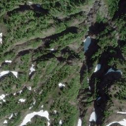 Satellite imagery of Mount Roberts, CA