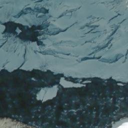 Satellite imagery of Mount Tinniswood, CA