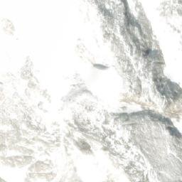 Satellite imagery of Ipsoot Mountain, CA
