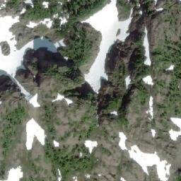Satellite imagery of Mount Roberts, CA
