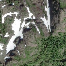 Satellite imagery of Mount Roberts, CA