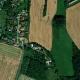 Satellite imagery of Hoříněveské lípy [Hořiněves] HG, CZ