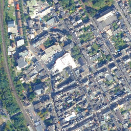 Satellite imagery of Burg Lahneck, DE