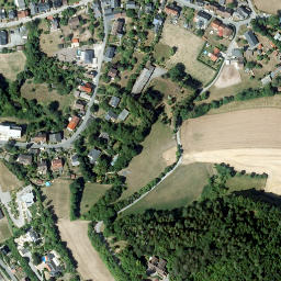 Satellite imagery of Weinberg, DE