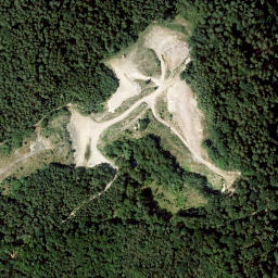 Satellite imagery of Karlstein, DE