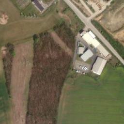 Satellite imagery of Kaučuk [Veltrusy] metal chimney, CZ