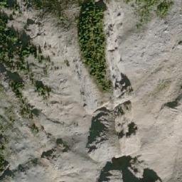 Satellite imagery of Hyak Mountain, CA