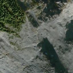 Satellite imagery of Hyak Mountain, CA