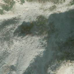 Satellite imagery of Akasik Mountain, CA