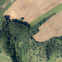 Satellite imagery of Raben-Lay, DE