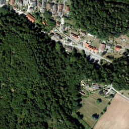 Satellite imagery of Schloss Tambach, DE