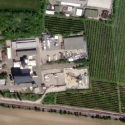 Satellite imagery of LIAZ [Slaný] former factory chimney, CZ