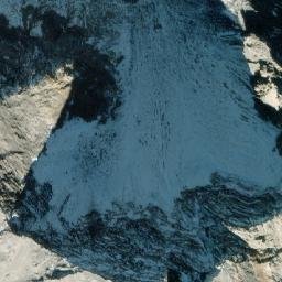Satellite imagery of Flett Peak, CA