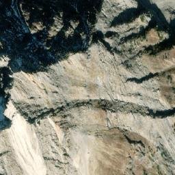Satellite imagery of Flett Peak, CA