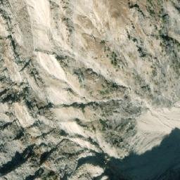 Satellite imagery of Flett Peak, CA