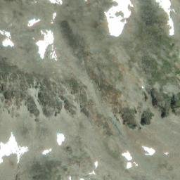 Satellite imagery of Petlushkwohap Mountain, CA