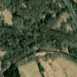 Satellite imagery of Tkalcovna Fischer [Aš] factory chimney, CZ