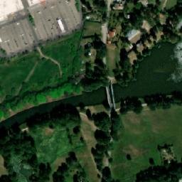 Satellite imagery of [Hradec Králové-Slezské Předměstí] church t., CZ