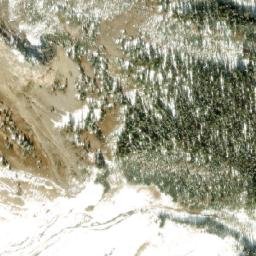 Satellite imagery of Edwards Peak, CA