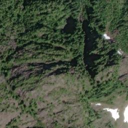 Satellite imagery of Pinder Peak, CA