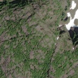 Satellite imagery of Pinder Peak, CA