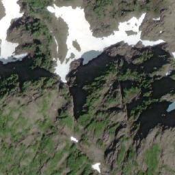 Satellite imagery of Pinder Peak, CA