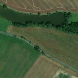 Satellite imagery of Pláň [Křižovatka], CZ