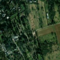 Satellite imagery of Weinberg, DE